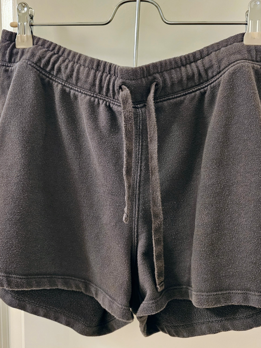 GAP Vintage Soft Sweat Shorts M Charcoal Gray Drawstring Lounge Athleisure - Picture 3 of 5